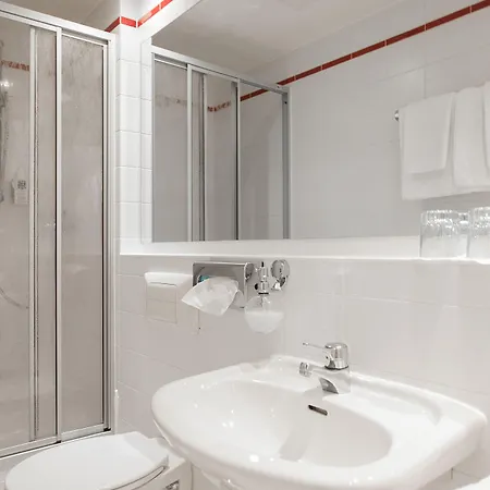 - Restaurant Hirsch 3* Heimsheim