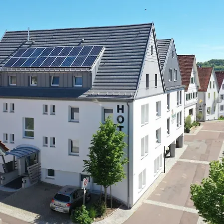 Hotel - Restaurant Hirsch 3*