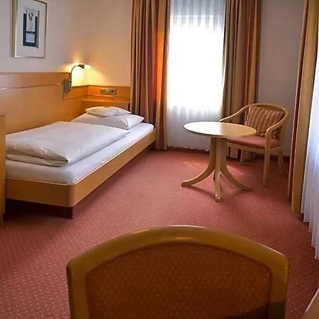 - Restaurant Hirsch 3* Heimsheim