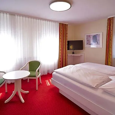 - Restaurant Hirsch 3* Heimsheim