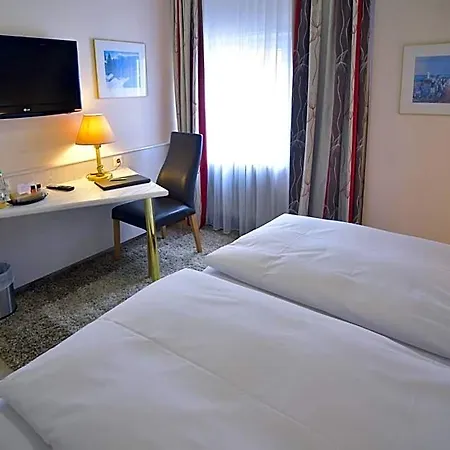 - Restaurant Hirsch Hotel Heimsheim