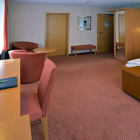 Hotel - Restaurant Hirsch 3*