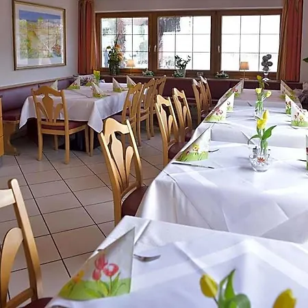 - Restaurant Hirsch Heimsheim