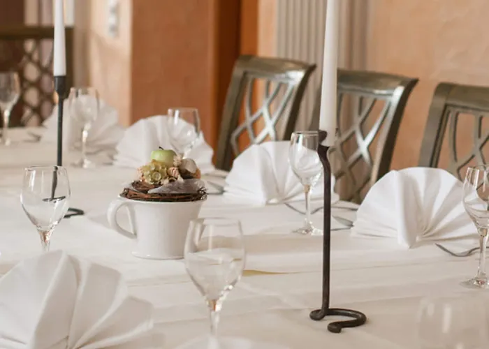 - Restaurant Hirsch Ξενοδοχείο Heimsheim