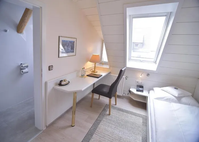 - Restaurant Hirsch Heimsheim