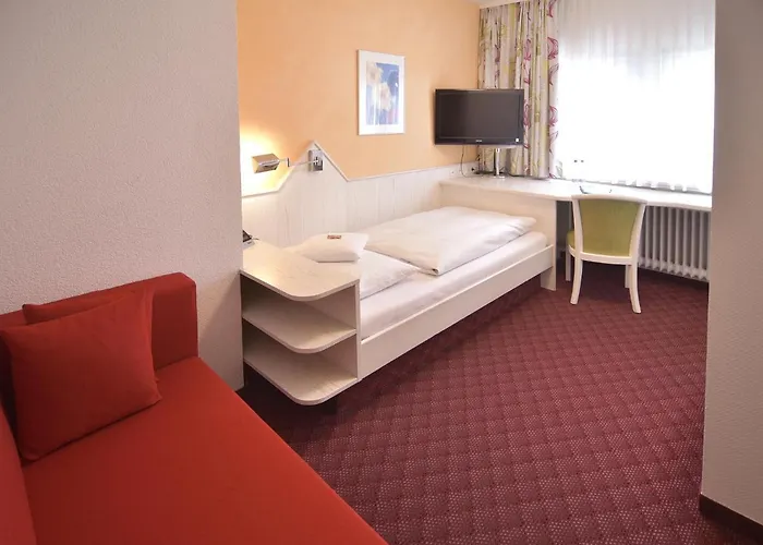 - Restaurant Hirsch 3* Heimsheim