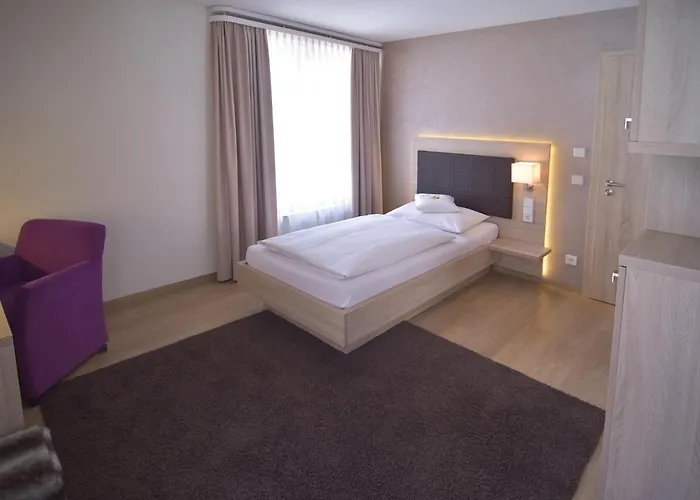 - Restaurant Hirsch Heimsheim