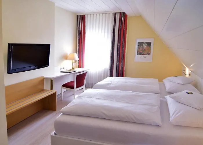 - Restaurant Hirsch 3*