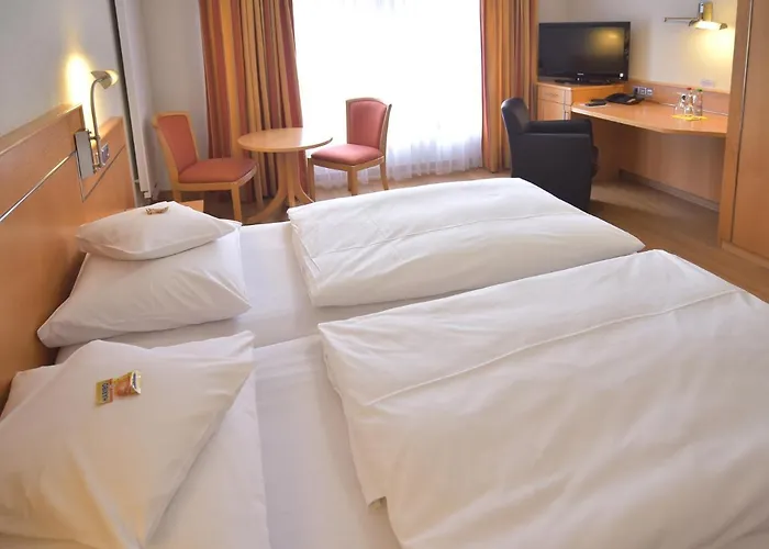 - Restaurant Hirsch 3*